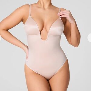 SPANXshape Suit Your Fancy Plunge Low Back Thong Bodysuit in Champagne Beige Med